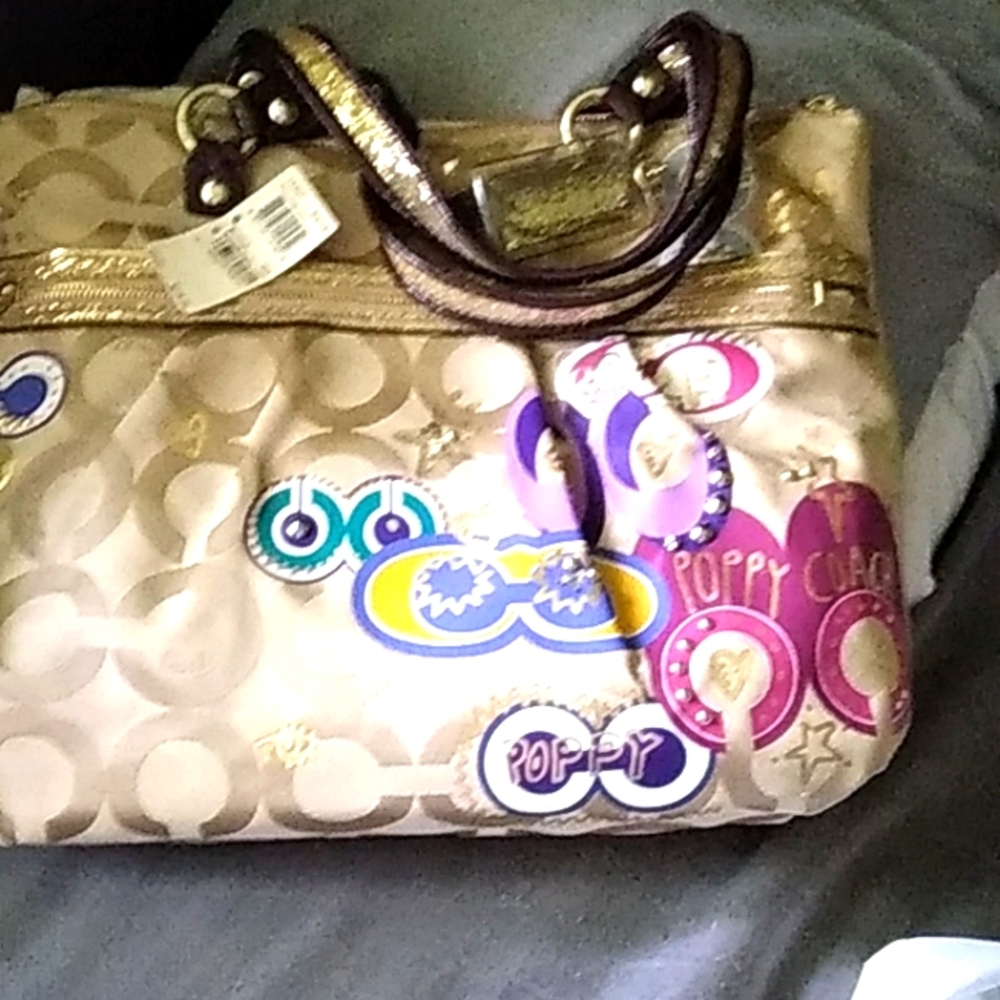 COACH VINTAGE POPPY TOTE,nwt,never used.As Is